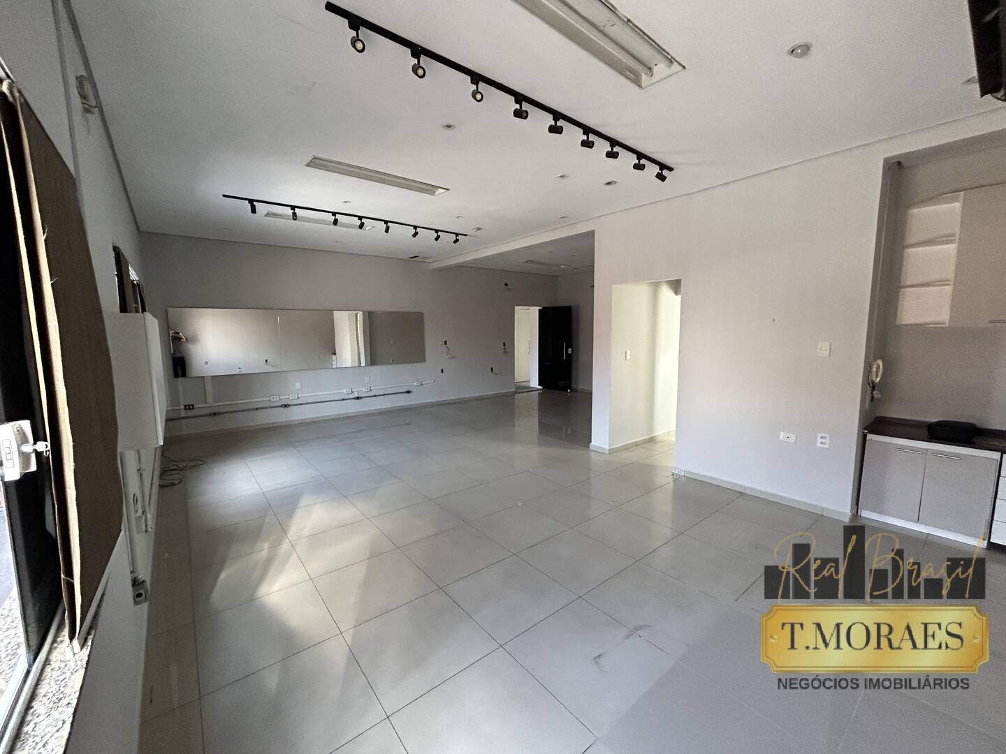 Loja-Salão para alugar, 150m² - Foto 8